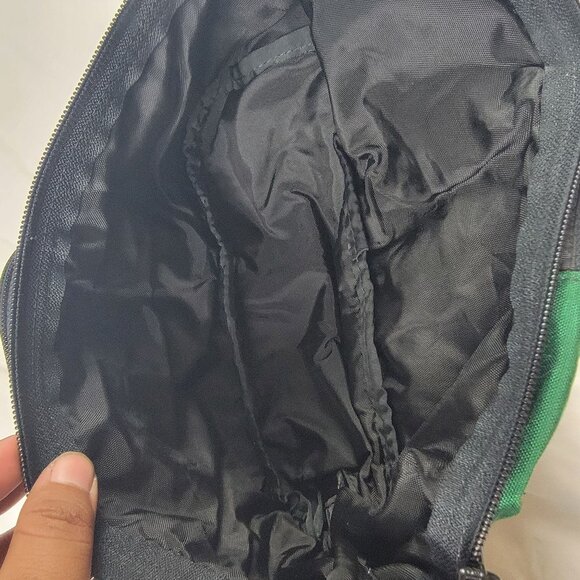 Made In The USA Green Nylon Travel Bag Multiple Compartments Adjustable Strap - Picture 4 of 6